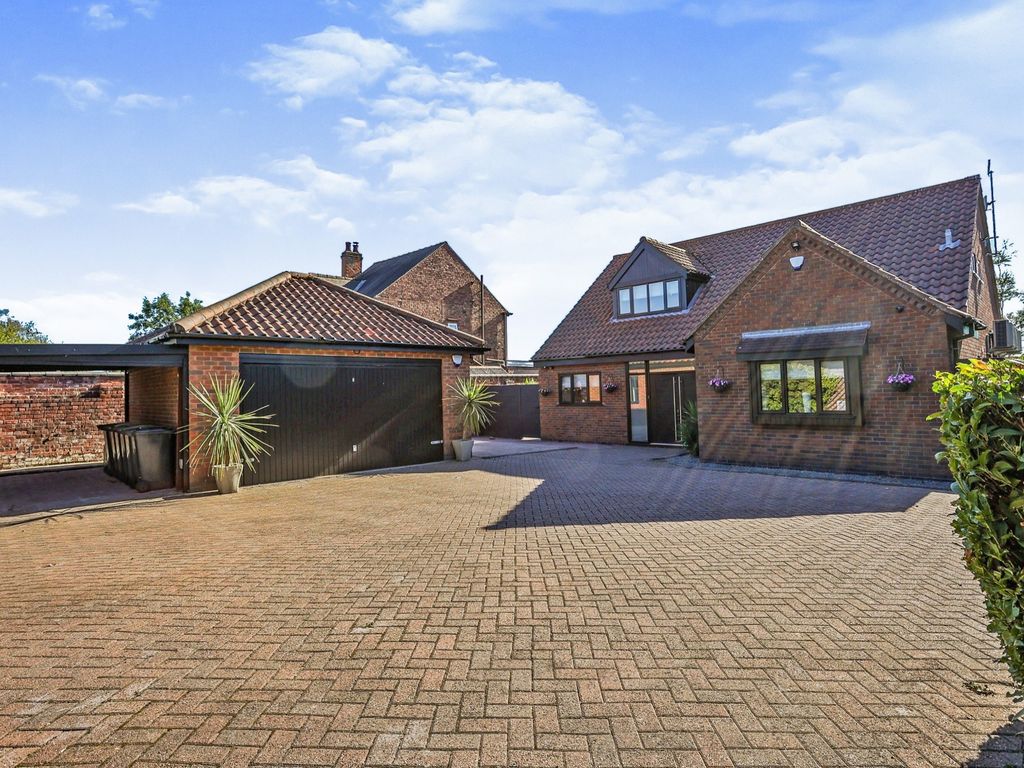4 bed detached house for sale in Church Lane, Cossall, Nottingham NG16