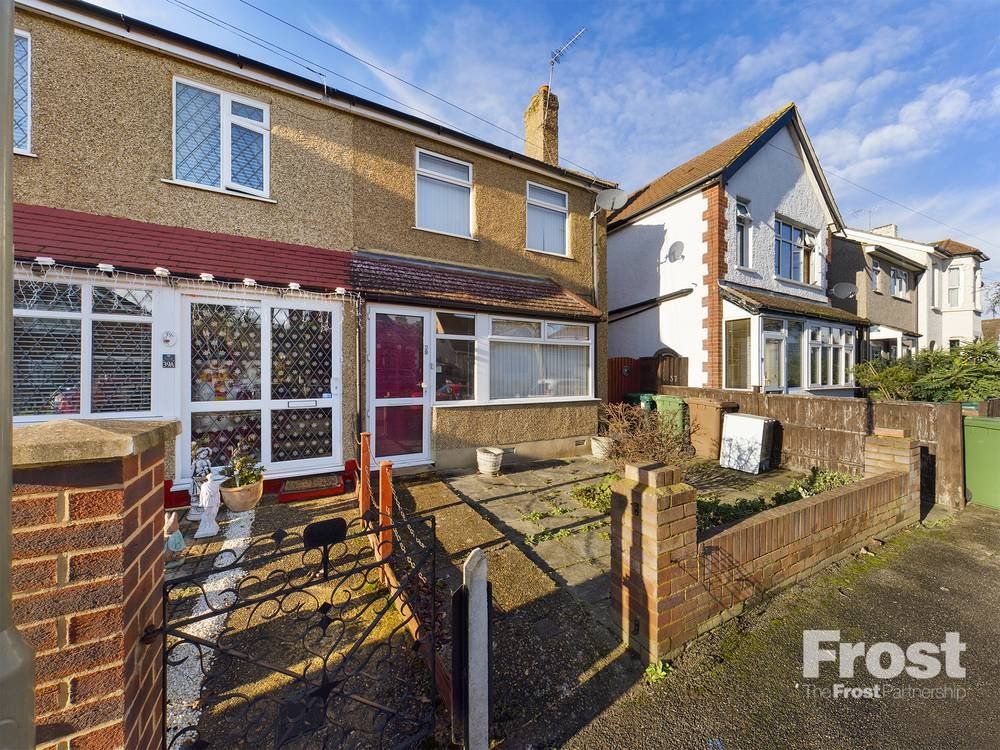 Warwick Road, Ashford, Surrey TW15  