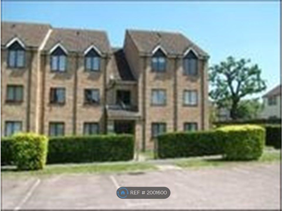 1 bed flat to rent in Danziger Way, Borehamwood WD6, £1,100 pcm Zoopla