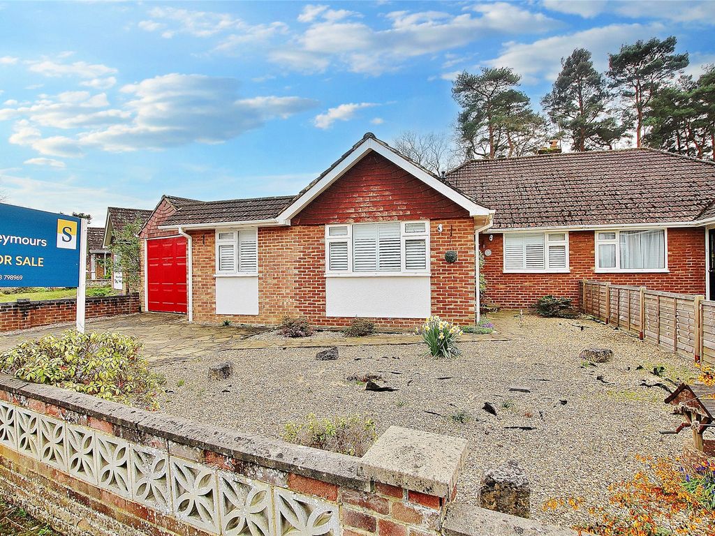 2 bed bungalow for sale in Brookwood, Woking, Surrey GU24, £525,000