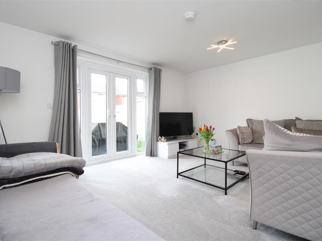 3 bed detached house to rent in Charlotte Guest Road, Rogerstone