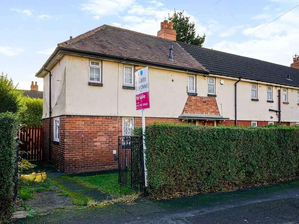 Wykebeck Mount, Leeds LS9  