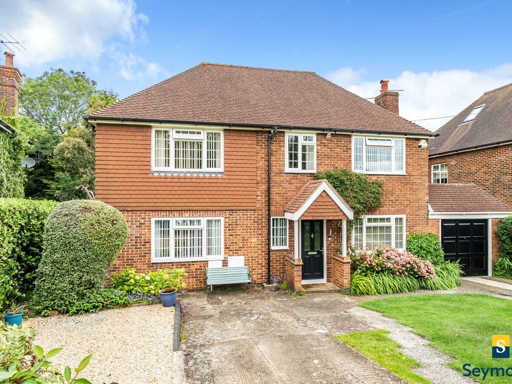 4 bed detached house for sale in Guildford, Surrey GU2, £975,000 Zoopla