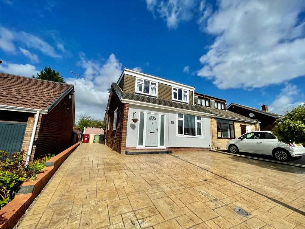 2 bed bungalow for sale in Singleton Grove, Westhoughton, Bolton