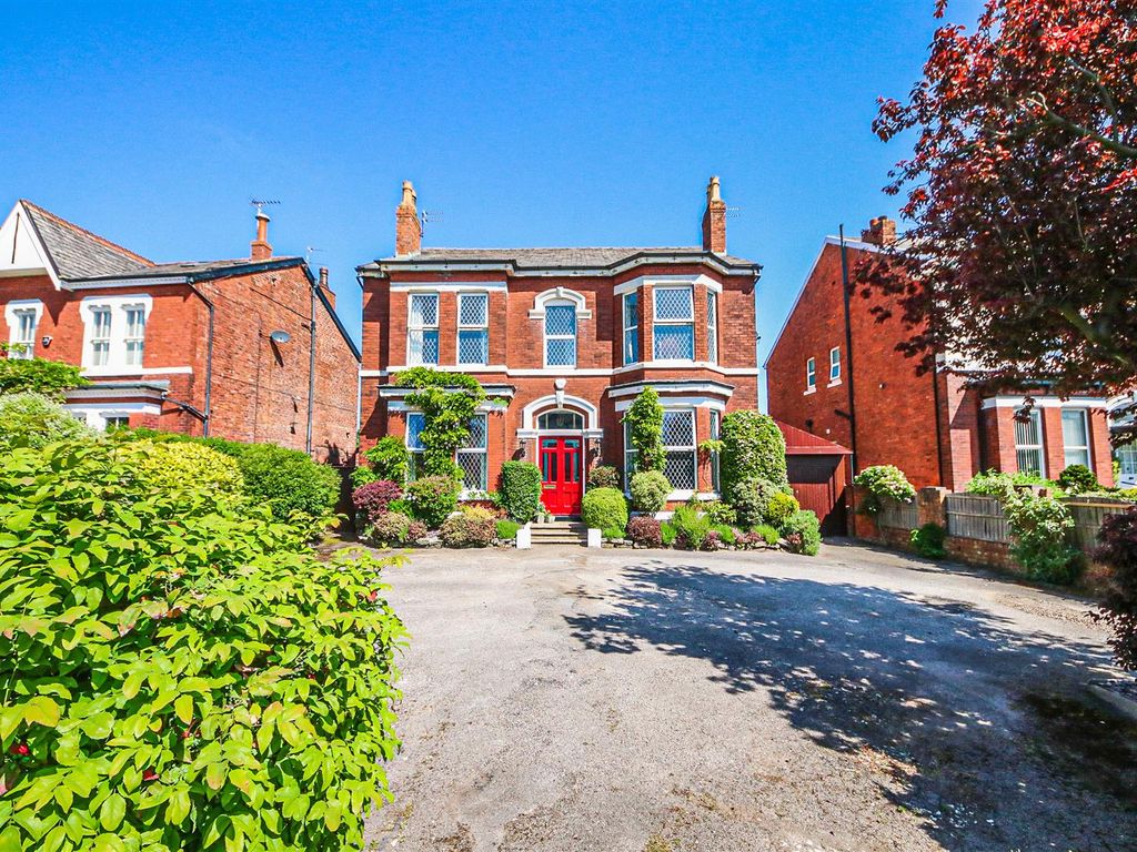 6 bed detached house for sale in Crescent Road, Birkdale, Southport PR8 Zoopla