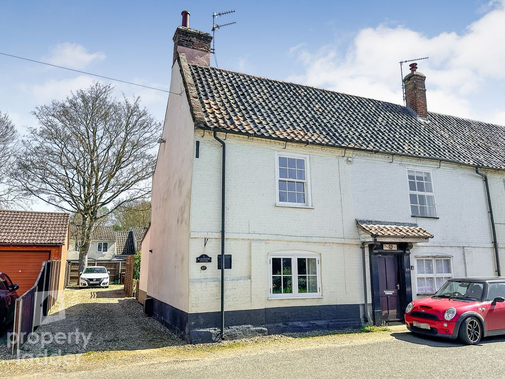 2 bed end terrace house for sale in Brook Street, Buxton, Norwich NR10