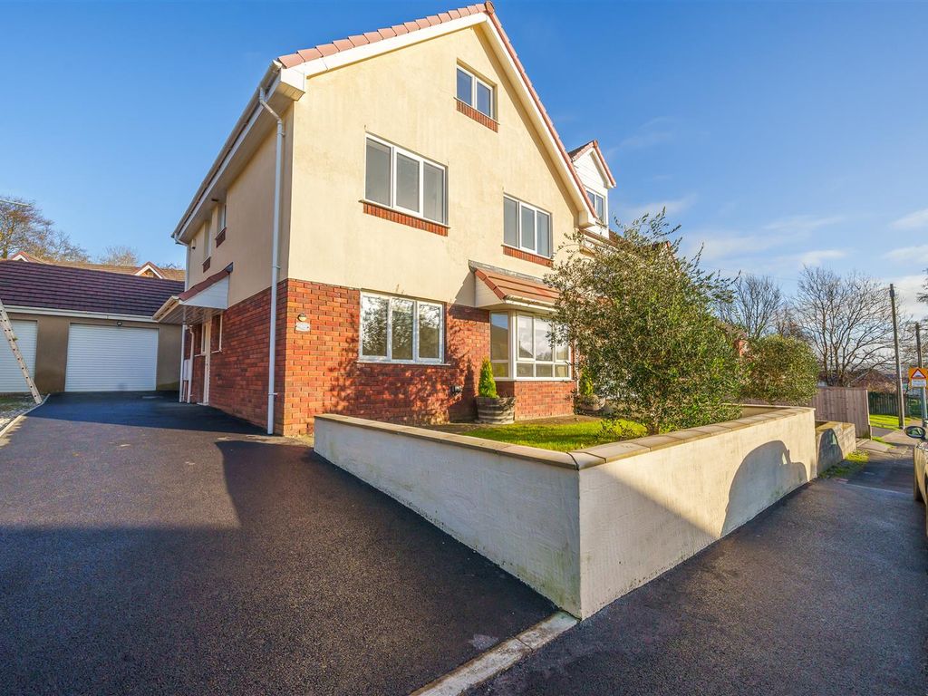 4 bed semidetached house for sale in Cecil Road, Gorseinon, Swansea