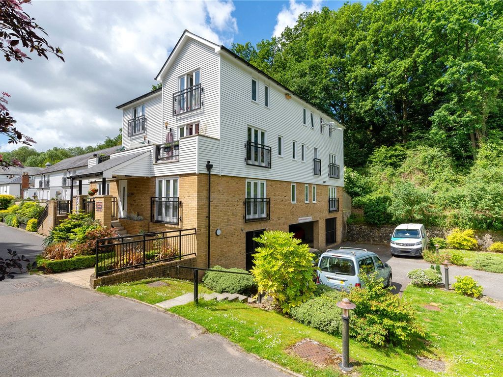2 bed flat for sale in Hayle Mill Road, Maidstone ME15 Zoopla