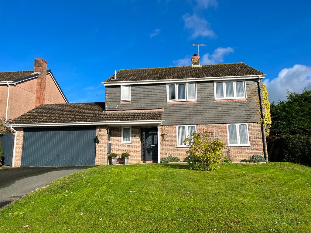 4 bed detached house for sale in Lamorna Park, Torpoint PL11 Zoopla