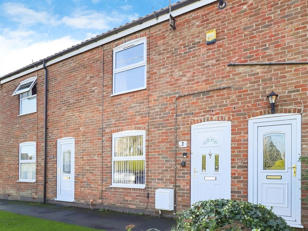 2 bed bungalow for sale in Northside Road, Hollym, Withernsea HU19, £