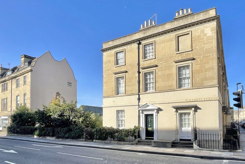 4 bed terraced house for sale in Charles Street, Bath BA1 Zoopla