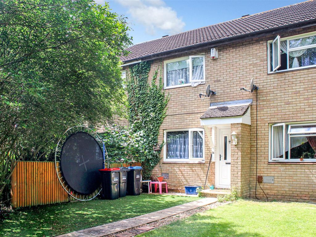 2 bed terraced house for sale in Forest Rise, Eaglestone, Milton Keynes