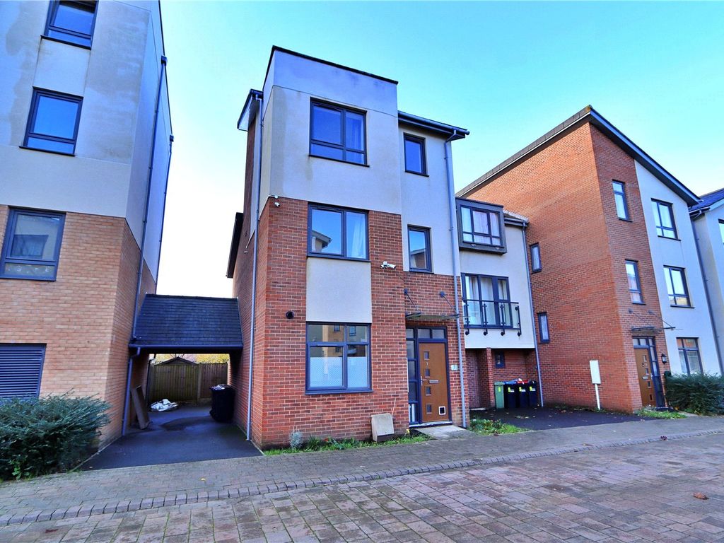 3 bed detached house for sale in Kelsale Chase, Ashland, Milton Keynes