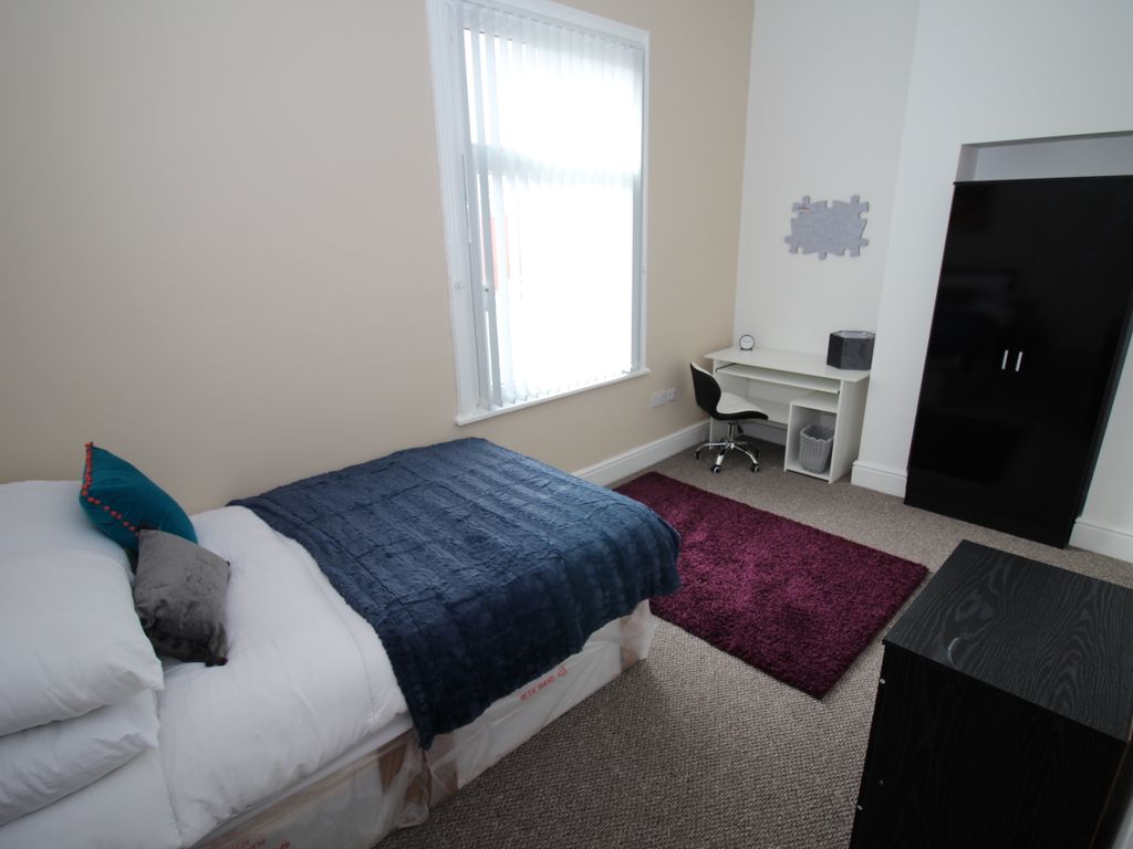 4 bed property to rent in Harrison Street, Barrow LA14 Zoopla
