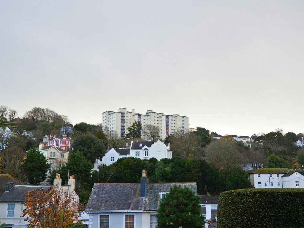 2 bed flat for sale in Ridgeway Road, Torquay TQ1, £170,000 Zoopla
