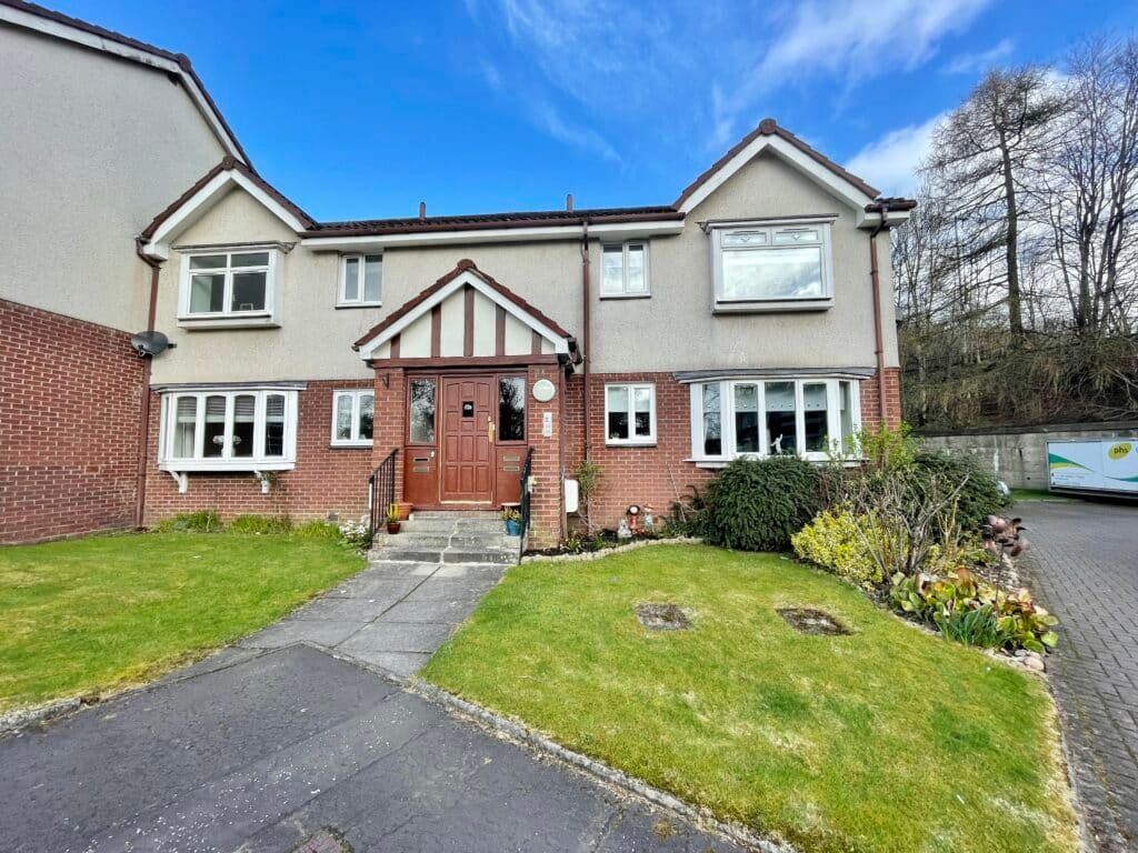 2 bed flat for sale in Woodvale Ave, Airdrie ML6, £94,999 Zoopla