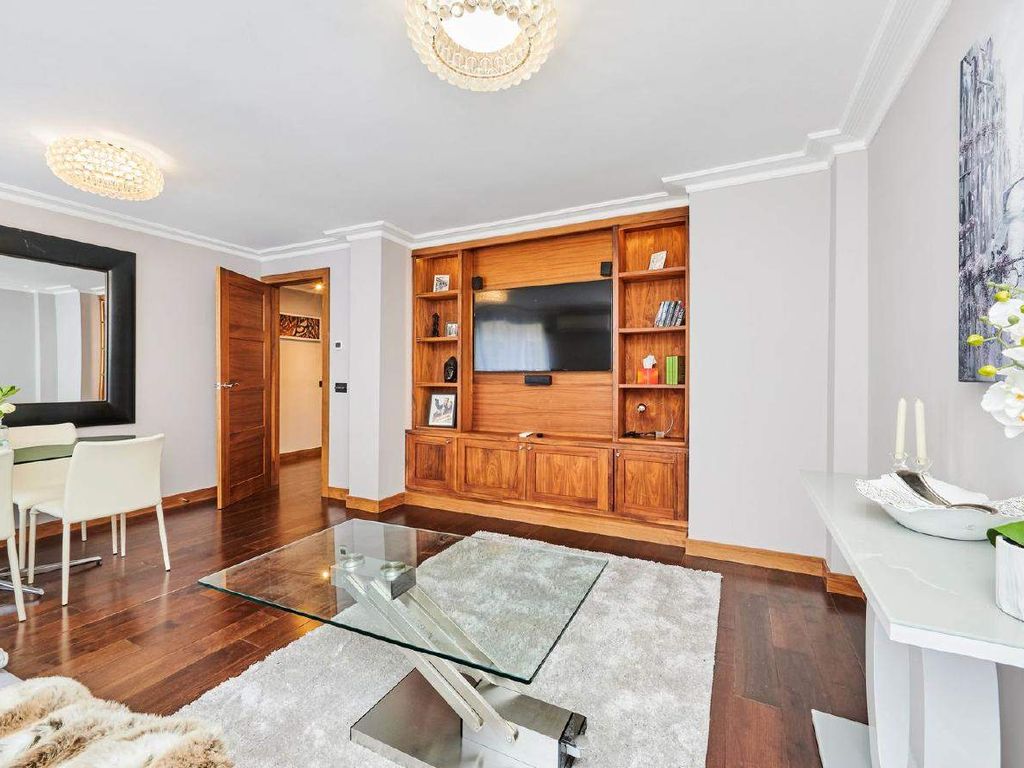3 bed flat for sale in Harley Street, London W1G Zoopla
