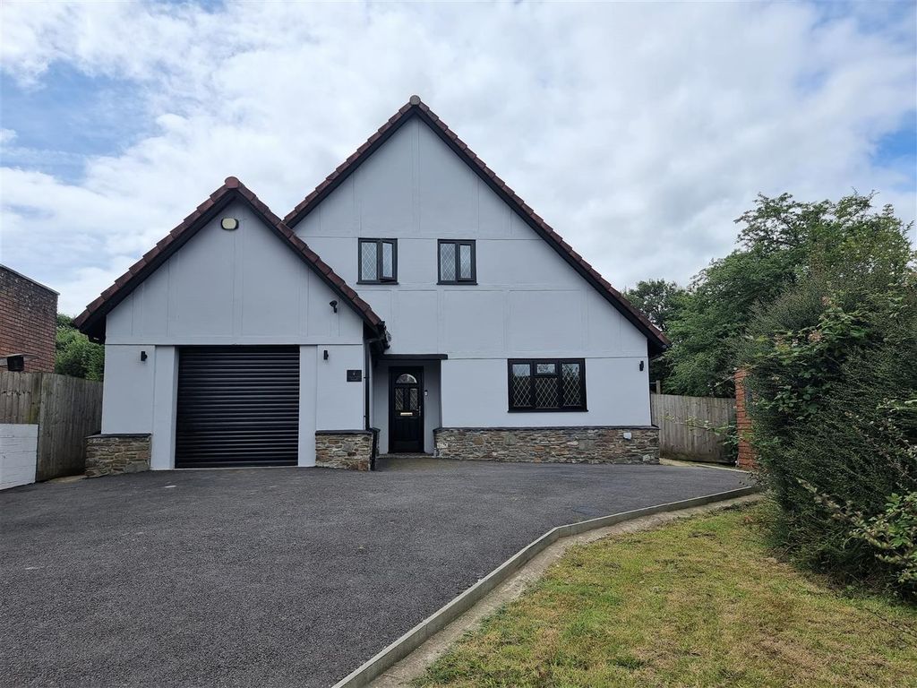 4 bed detached house for sale in Swn Yr Afon, Kenfig Hill, Bridgend