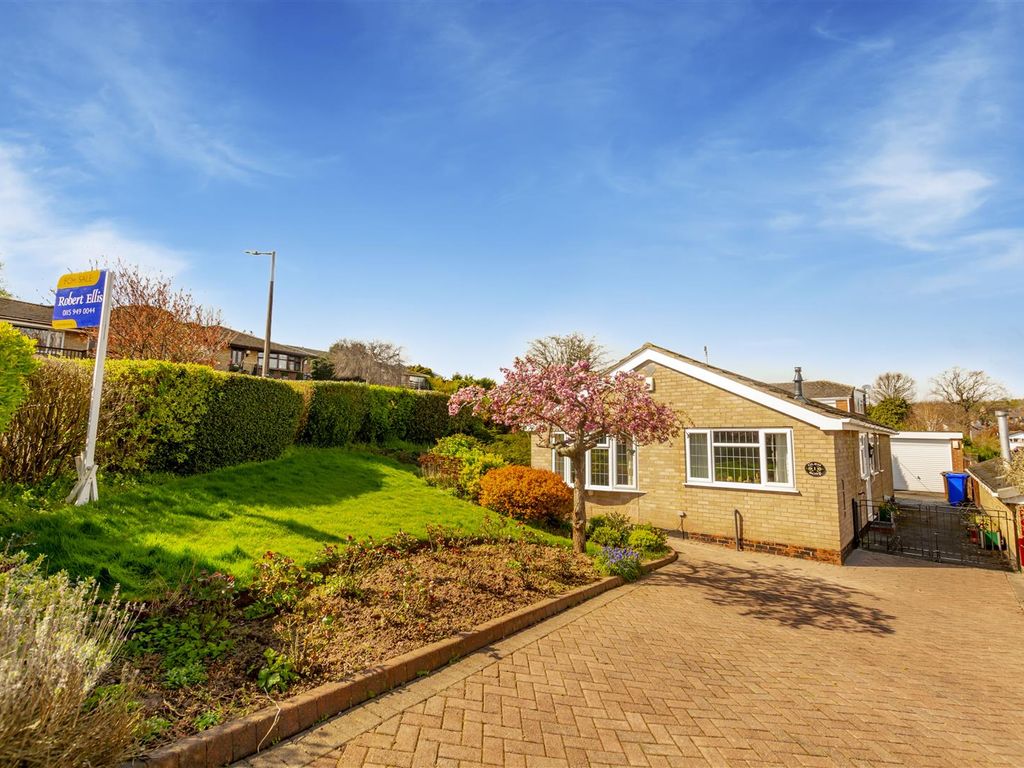 2 bed detached bungalow for sale in Hampshire Drive, Sandiacre