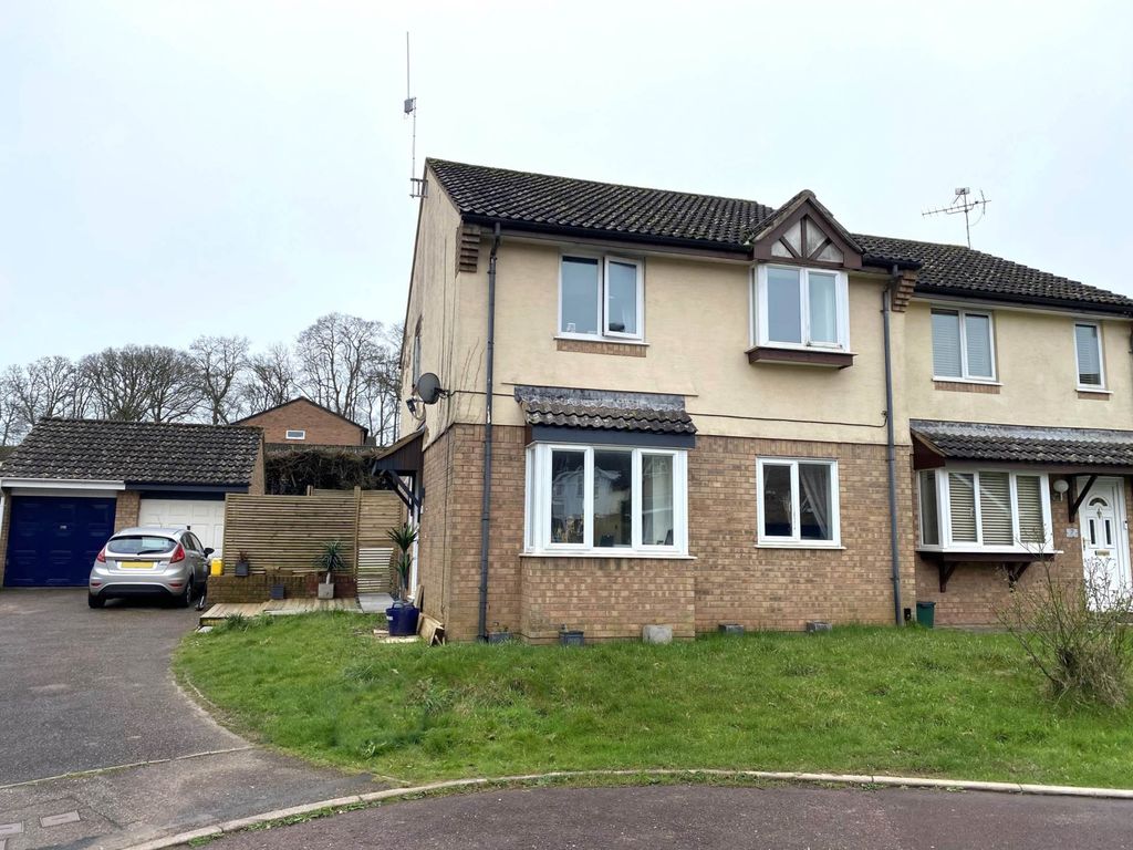 4 bed semidetached house for sale in Westminster Close, Exmouth EX8, £