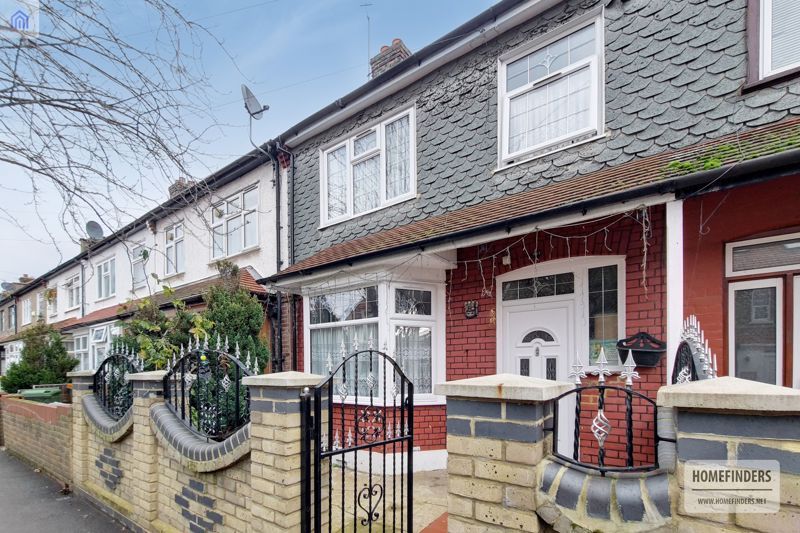 4 bed terraced house for sale in Wellington Road, East Ham E6 Zoopla