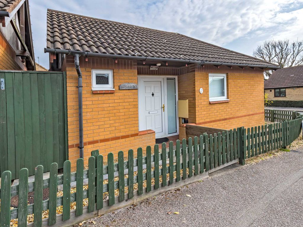 1 bed detached bungalow for sale in Epsom Grove, Bletchley MK3 Zoopla