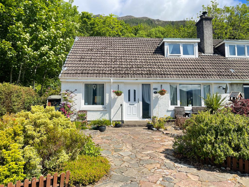 3 bed semidetached house for sale in Glebe Road, Kyle IV40 Zoopla