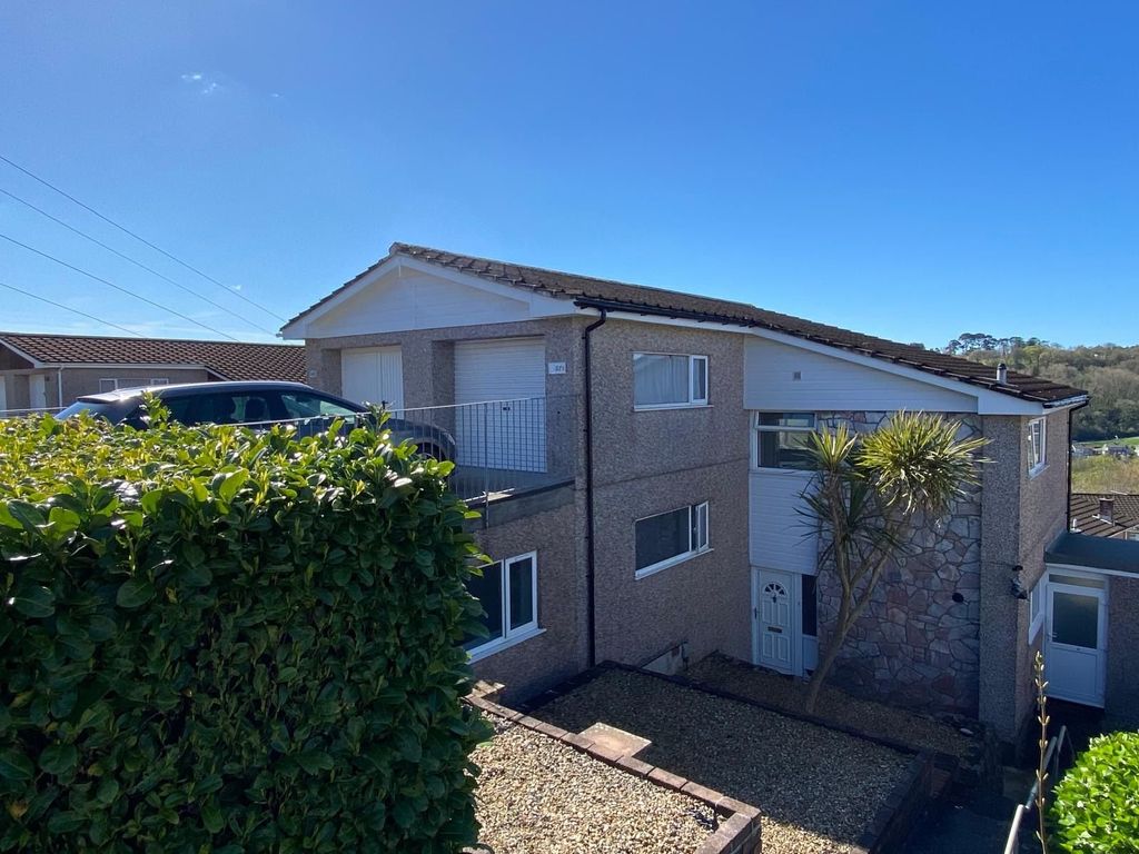 4 bed semidetached house for sale in Fort Austin Avenue, Eggbuckland