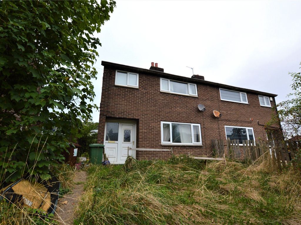 3 bed semidetached house for sale in Hawthorne Mount, Normanton, West