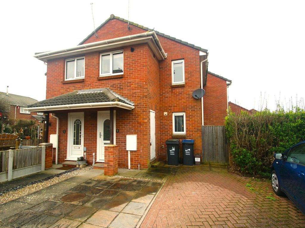 1 bed semidetached house to rent in Westmarsh Drive, Margate CT9, £850