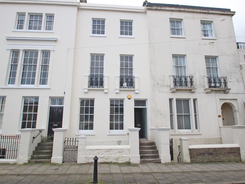 5 bed town house for sale in Lind Street, Ryde PO33, £425,000 Zoopla
