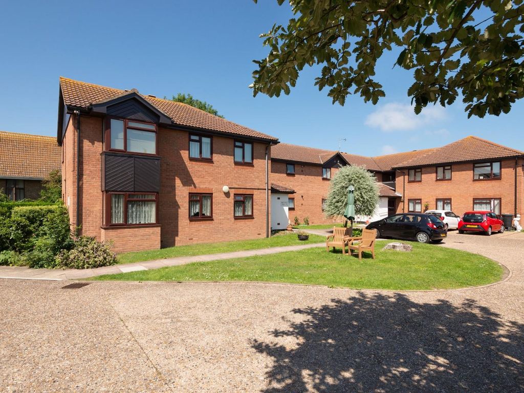 1 bed flat for sale in Roselawn Gardens, Margate CT9 Zoopla