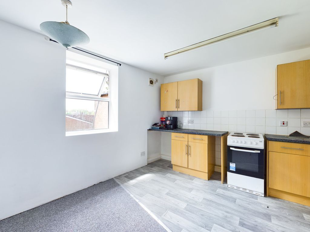 1 bed flat to rent in Kings Barton Street, Gloucester GL1 Zoopla
