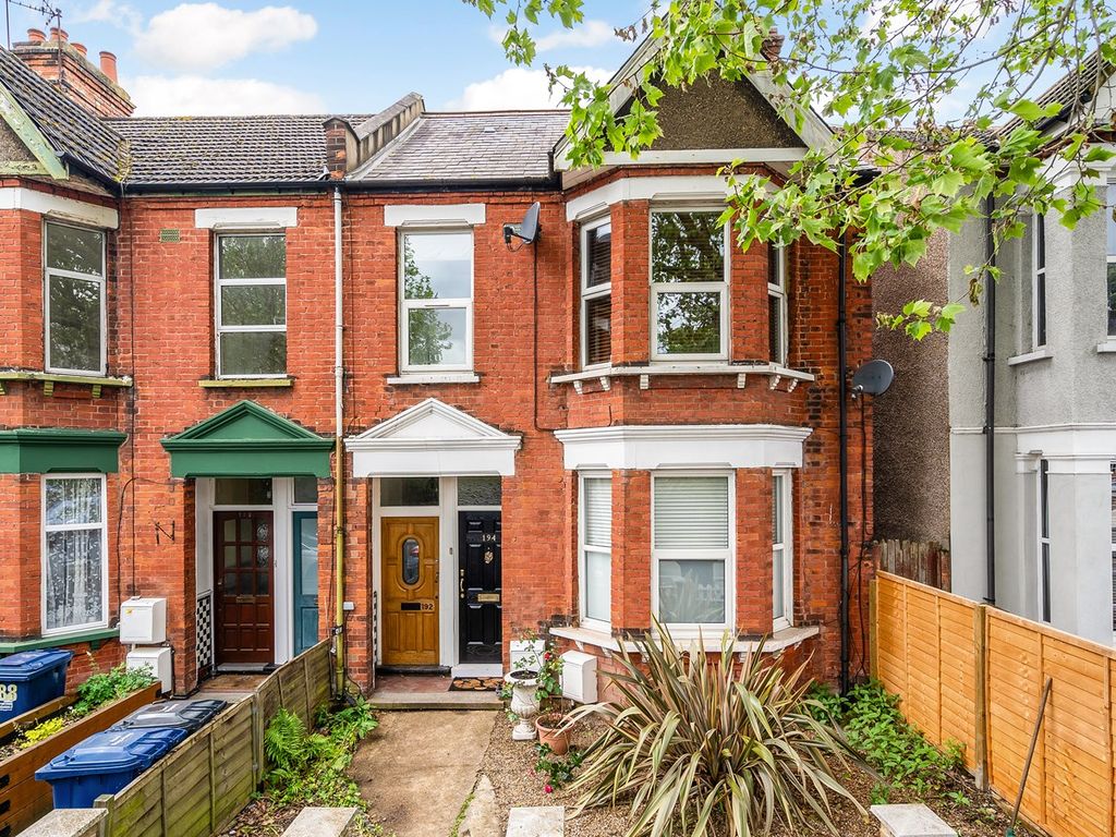 3 bed flat for sale in Greenford Avenue, Hanwell W7, £450,000 Zoopla