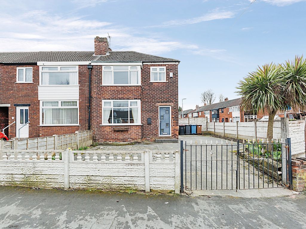3 bed end terrace house for sale in Trafford Road, Manchester M30 Zoopla