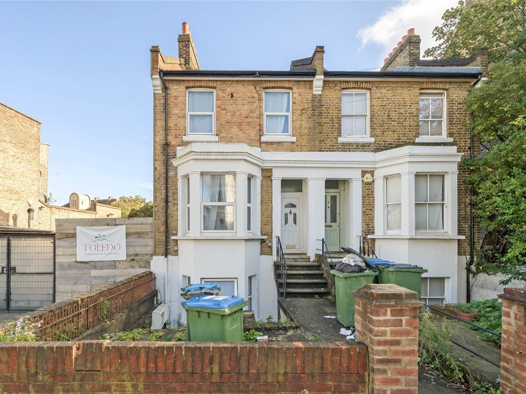 2 bed flat for sale in Eglinton Hill, London SE18, £200,000 Zoopla