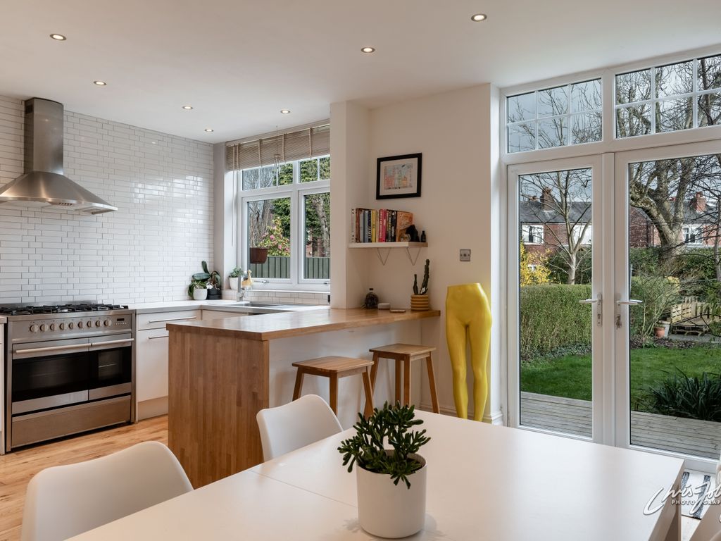 3 bed semidetached house for sale in Woodsmoor Lane, Woodsmoor