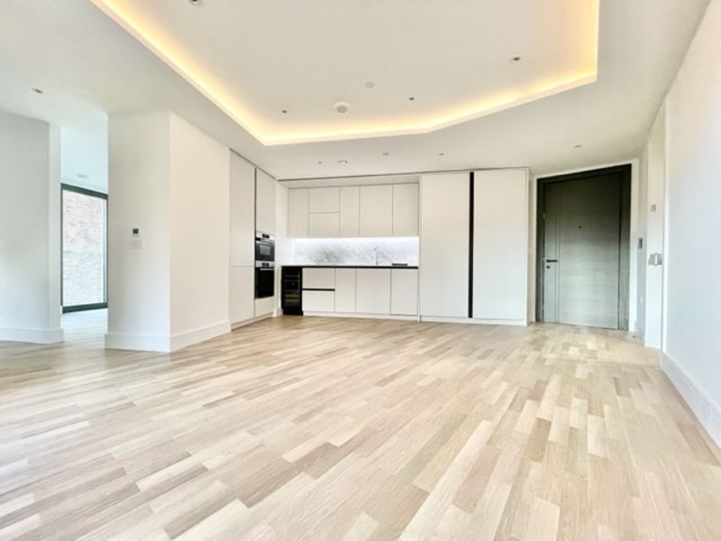 1 bed flat to rent in 94 Southwark Bridge Road, London SE1, £2,600 pcm