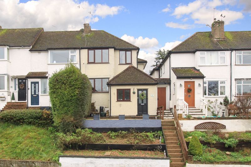 3 bed terraced house for sale in Sunnyhill Road, Boxmoor, Hemel