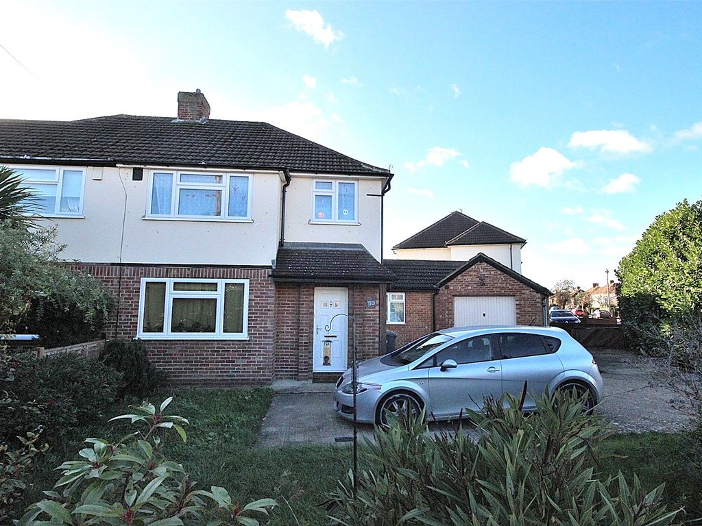 Wendover Drive, Bedford, Bedfordshire MK41  