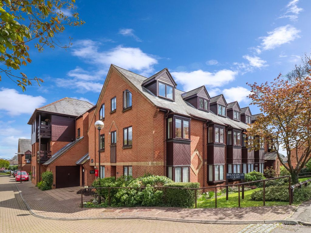 1 bed flat for sale in Breakspear Court, The Crescent, Abbots Langley