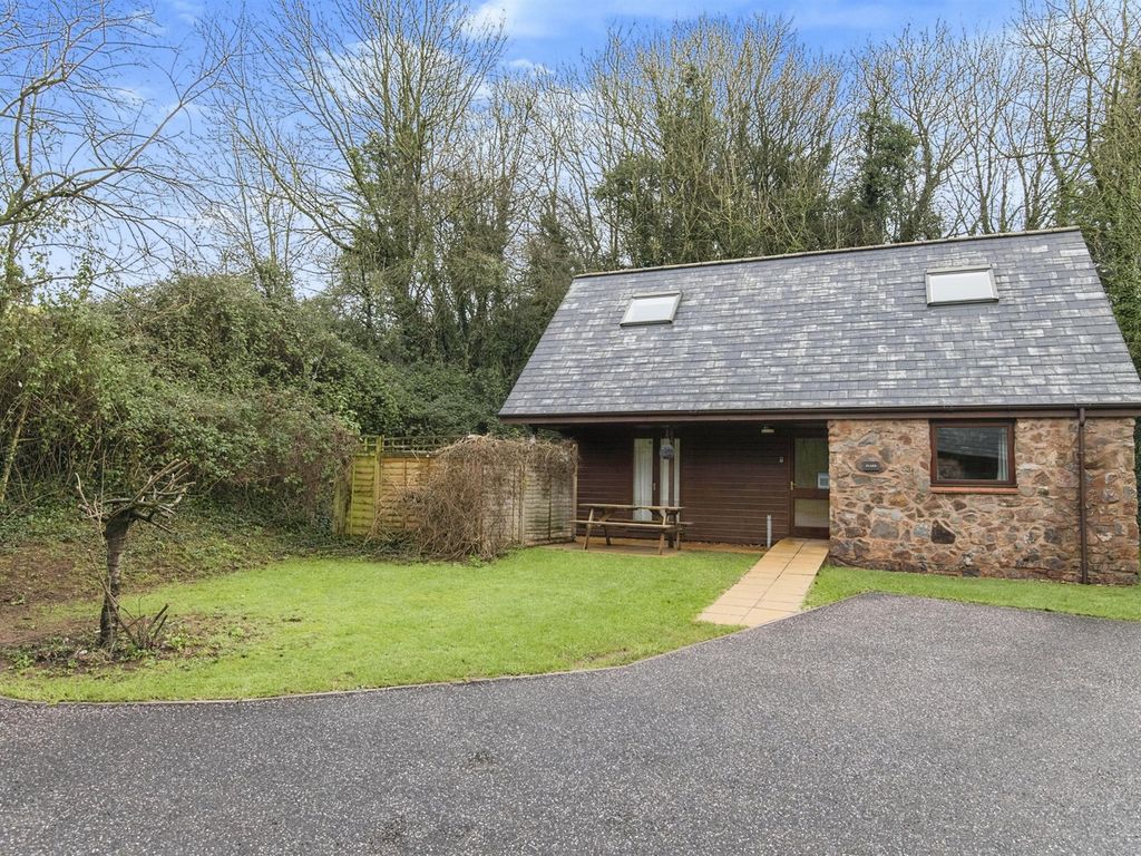 2 bed mobile/park home for sale in Whipcott Water Cottages,