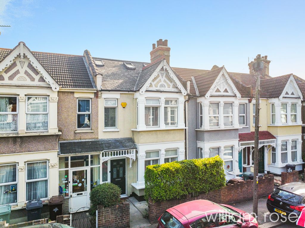 4 bed terraced house for sale in Winchester Road, Highams Park, London