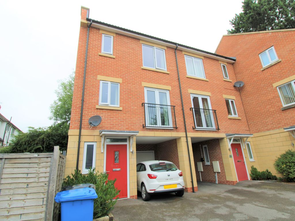 3 bed town house for sale in Devonshire Avenue, Allestree, Derby DE22