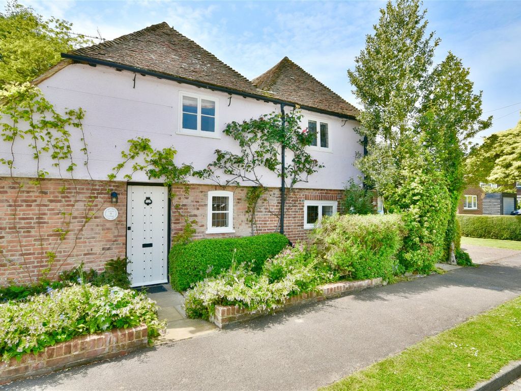 3 bed detached house for sale in Church Road, Littlebourne, Canterbury