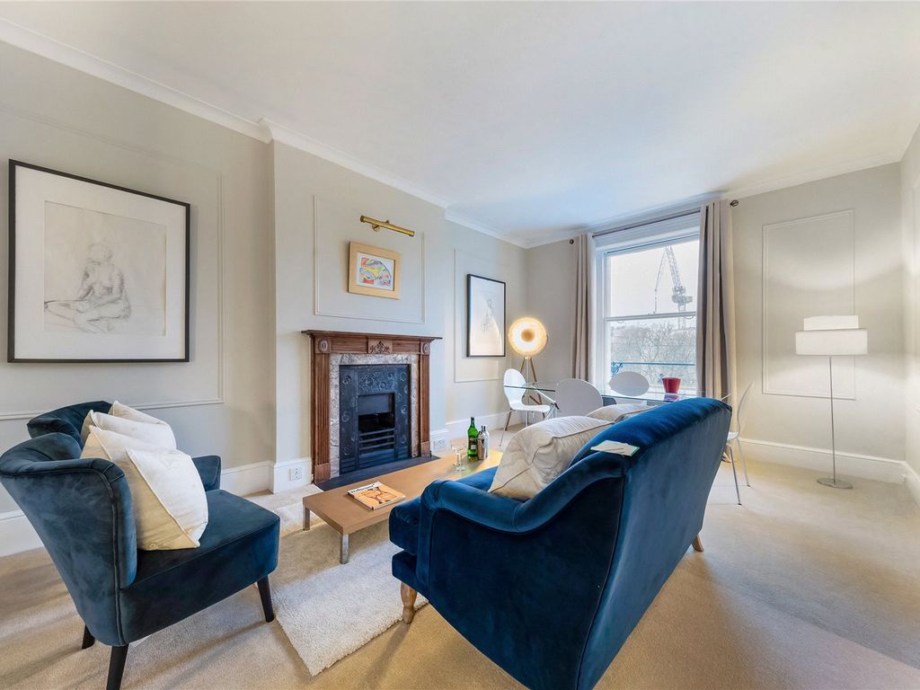 1 bed flat to rent in Cadogan Place, Sloane Square, London SW1X, £3,445