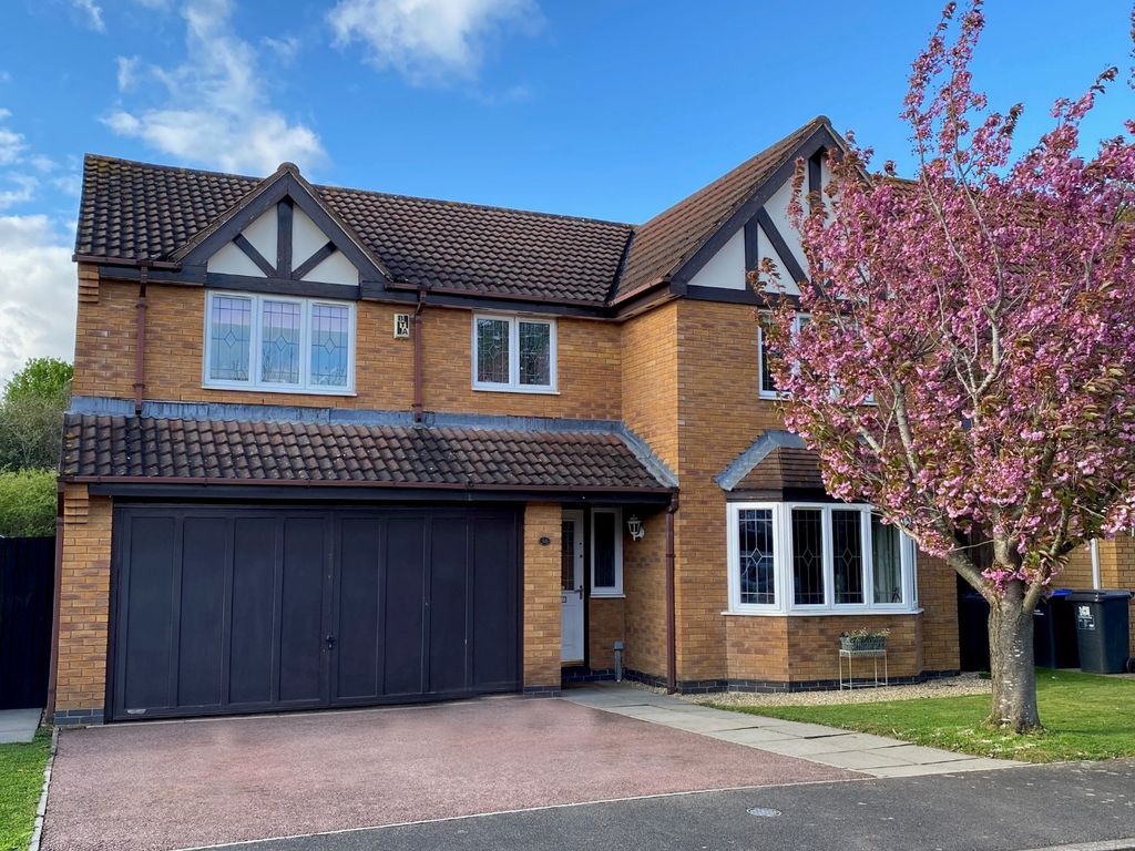 4 bed detached house for sale in Ashpole Spinney, Northampton ...