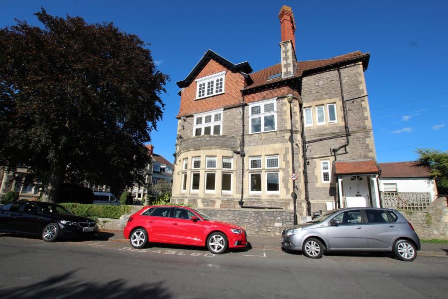 3 bed flat to rent in Downleaze, Stoke Bristol BS9 Zoopla