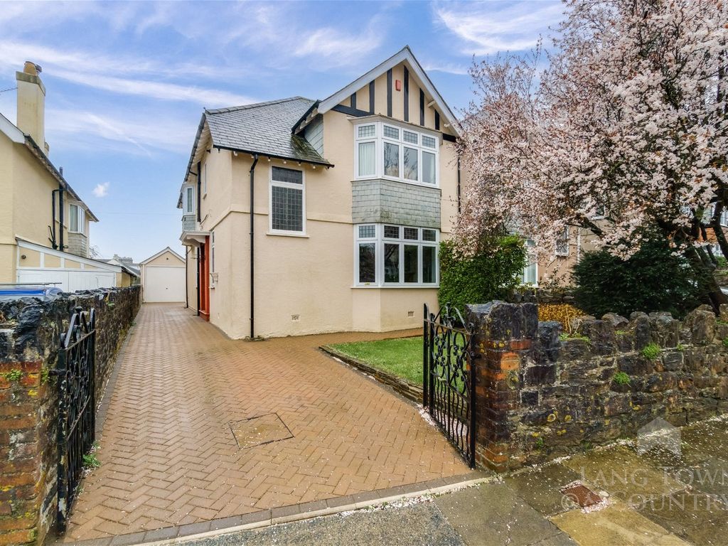 4 bed semidetached house for sale in Hartley Park Gardens, Hartley