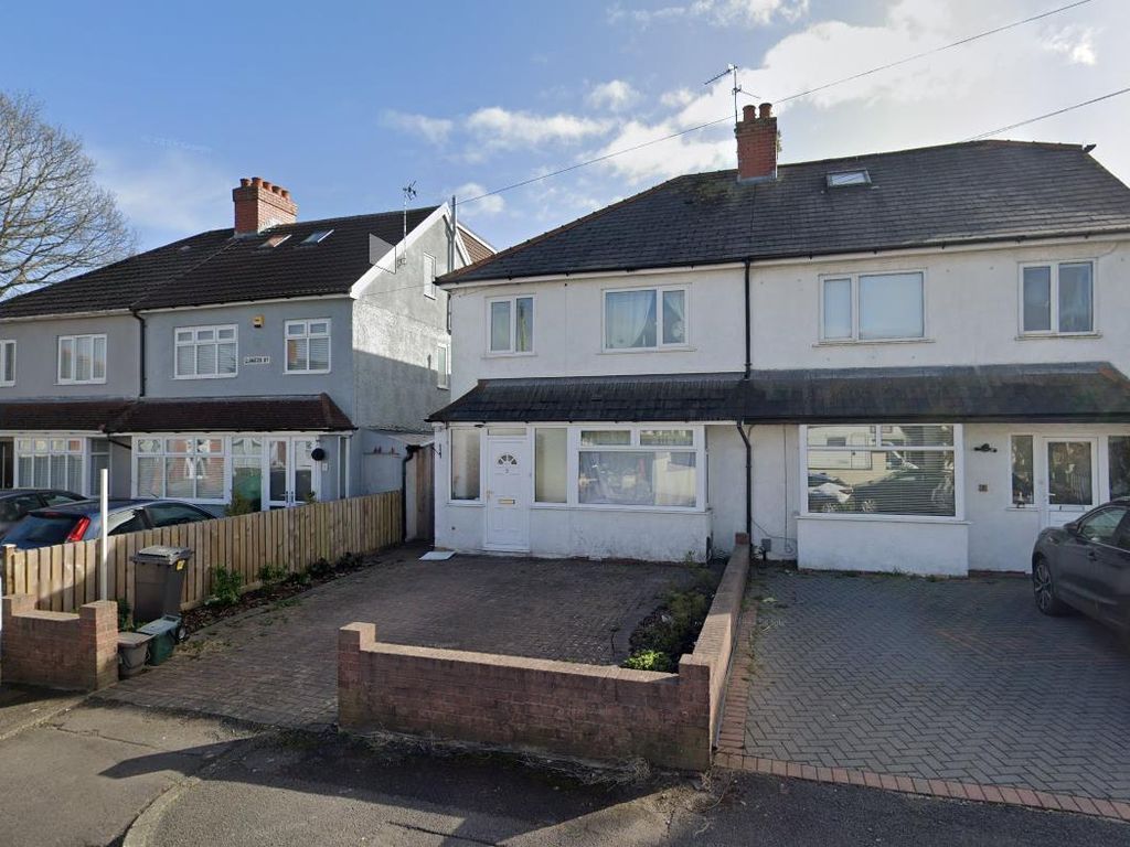 3 bed property to rent in Llanbedr Road, Fairwater, Cardiff CF5, £1,400